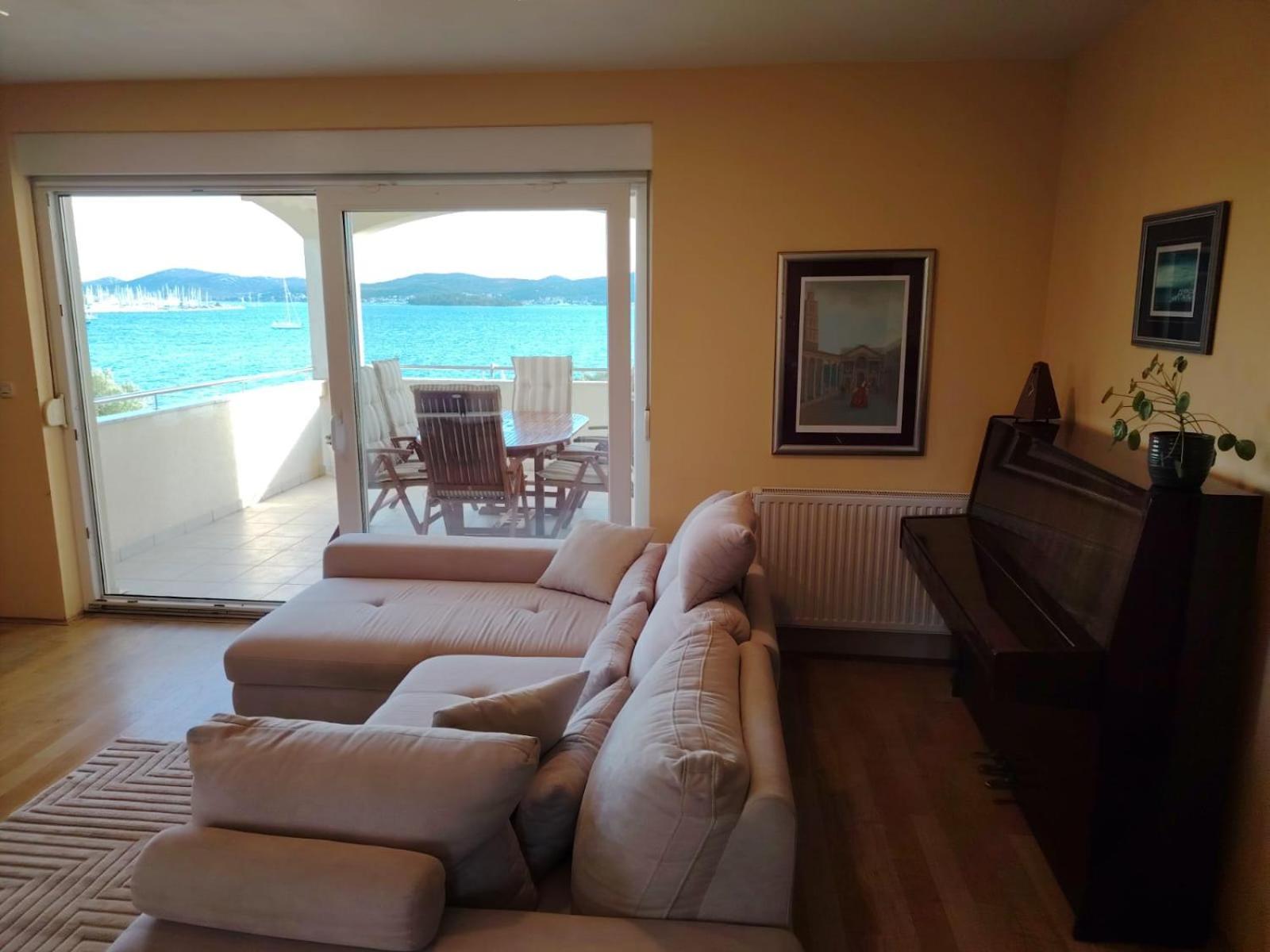 Luxury Beach Apartment 比奥格勒·纳·莫鲁 外观 照片