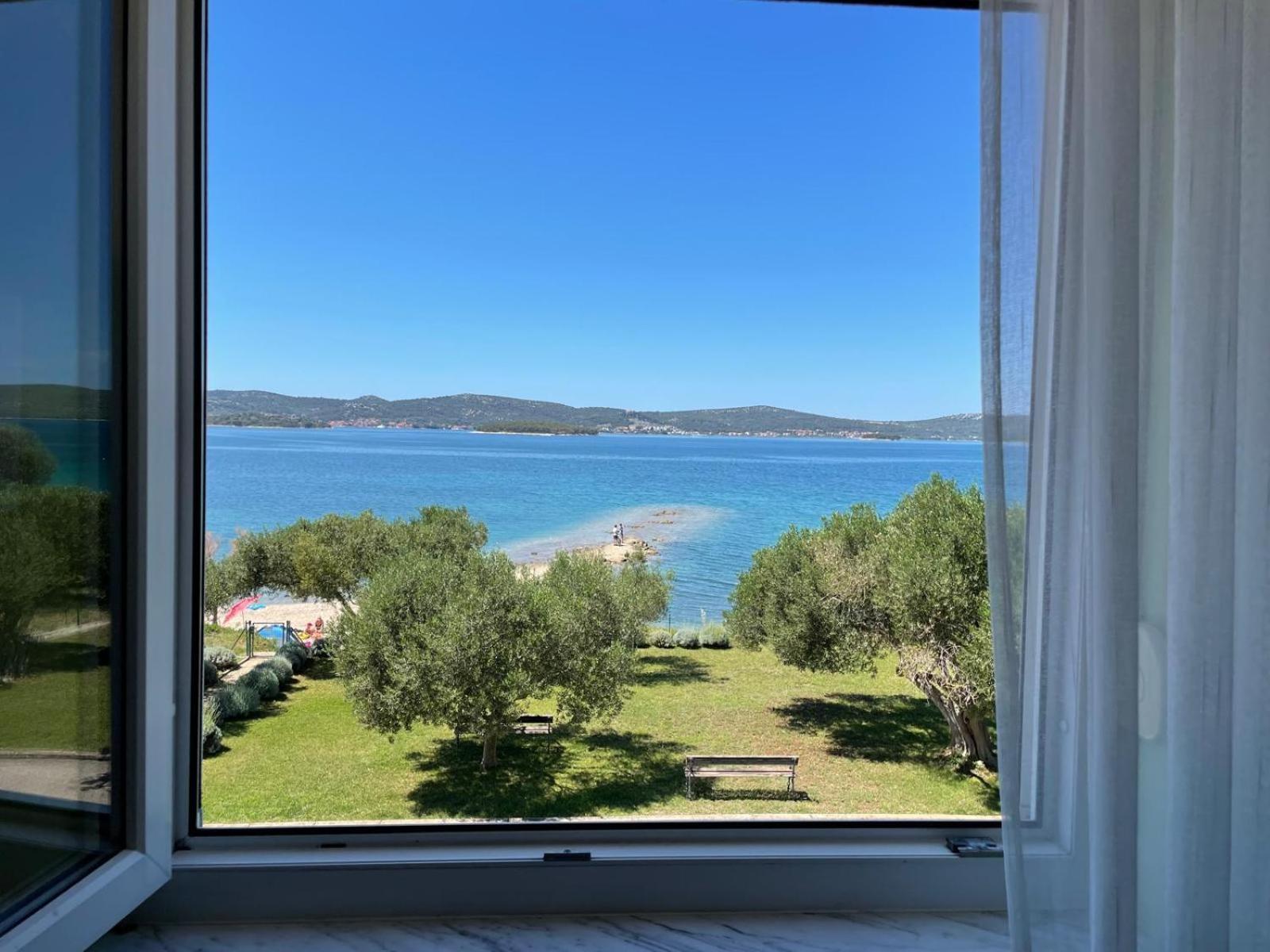 Luxury Beach Apartment 比奥格勒·纳·莫鲁 外观 照片